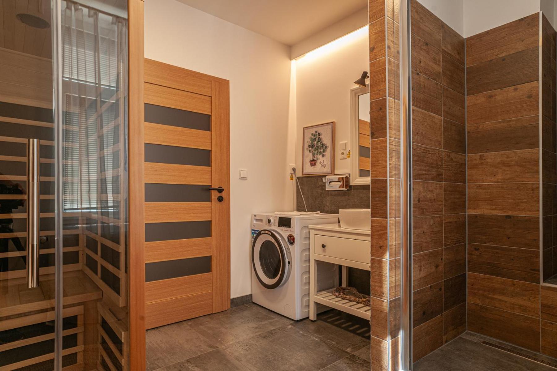 אוסטרבה Sting Boutique Apartments מראה חיצוני תמונה